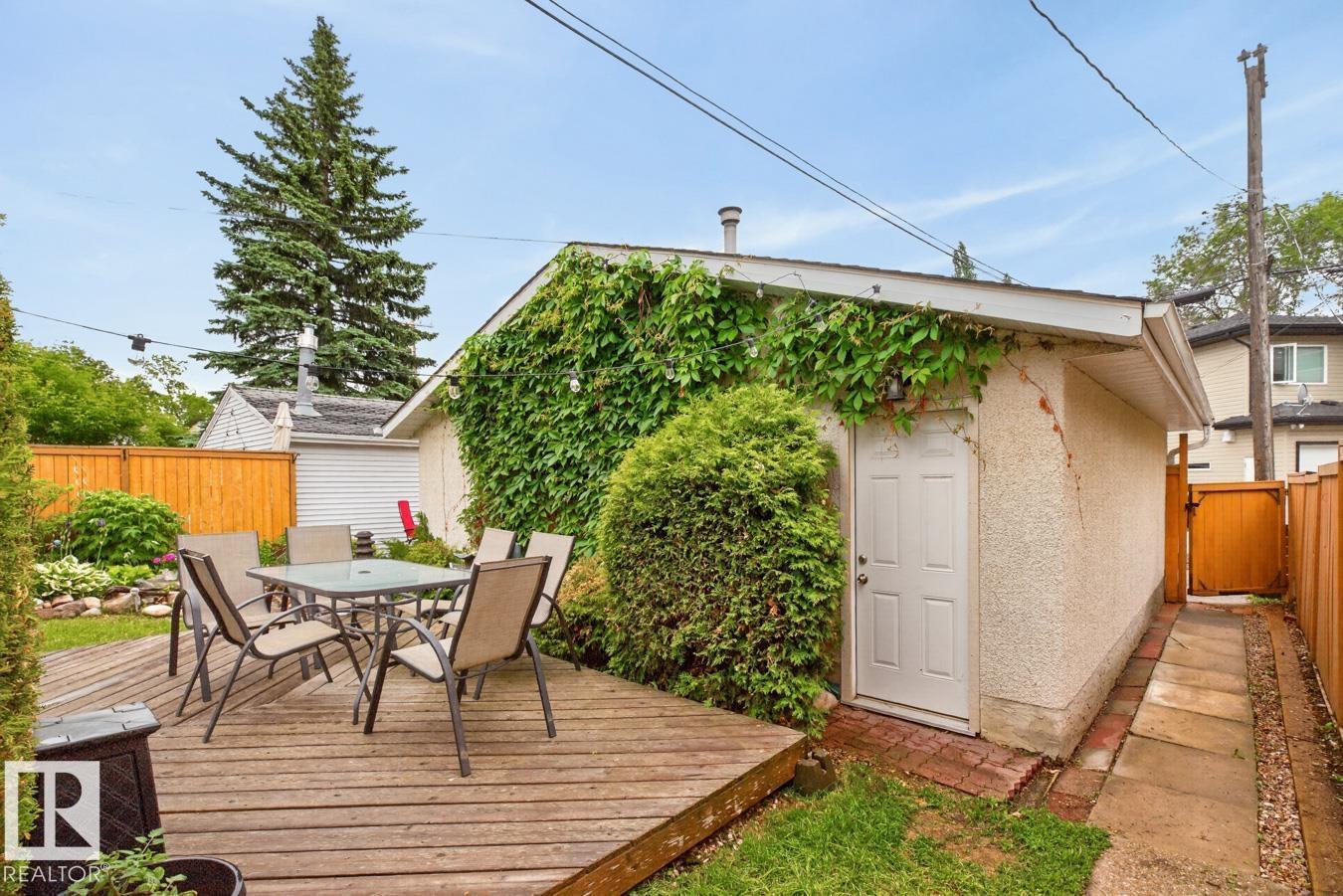 9211 Connors Rd NW, Edmonton, Alberta  T6C 4B8 - Photo 43 - E4494309