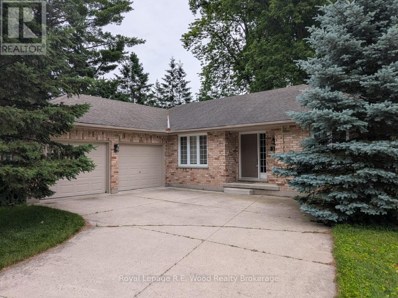 27 Woodside Drive, Tillsonburg, Ontario N4G 5P9 - Photo 3 - X13440260