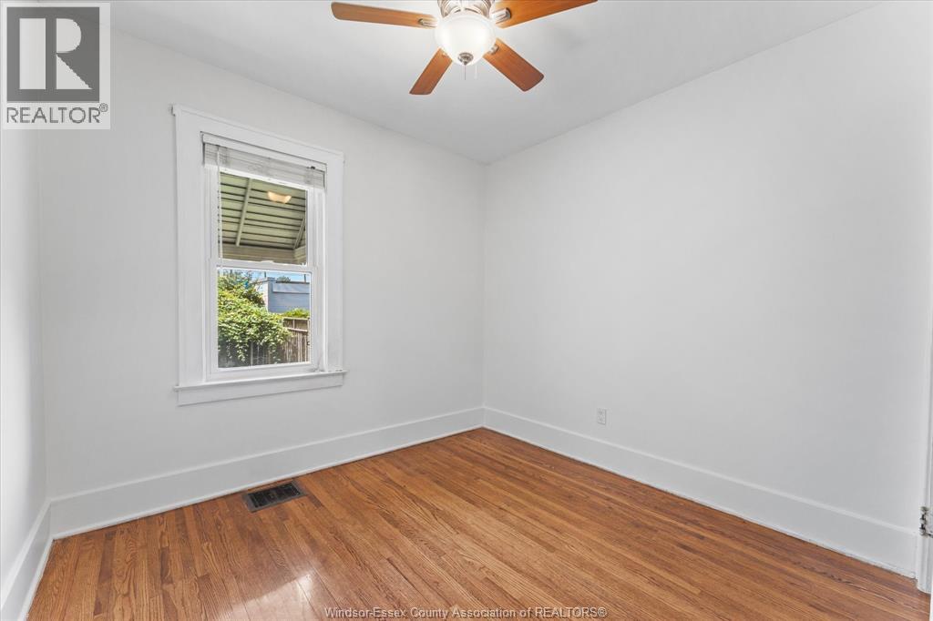 2307 Fraser Ave, Windsor, Ontario  N8X 3Z8 - Photo 13 - 26014463