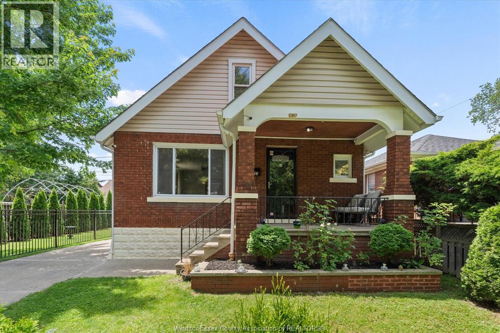 2307 Fraser Ave, Windsor, Ontario  N8X 3Z8 - Photo 3 - 26014463