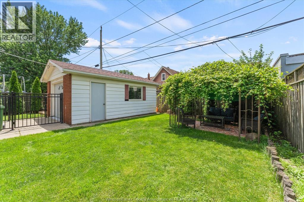 2307 Fraser Ave, Windsor, Ontario  N8X 3Z8 - Photo 32 - 26014463