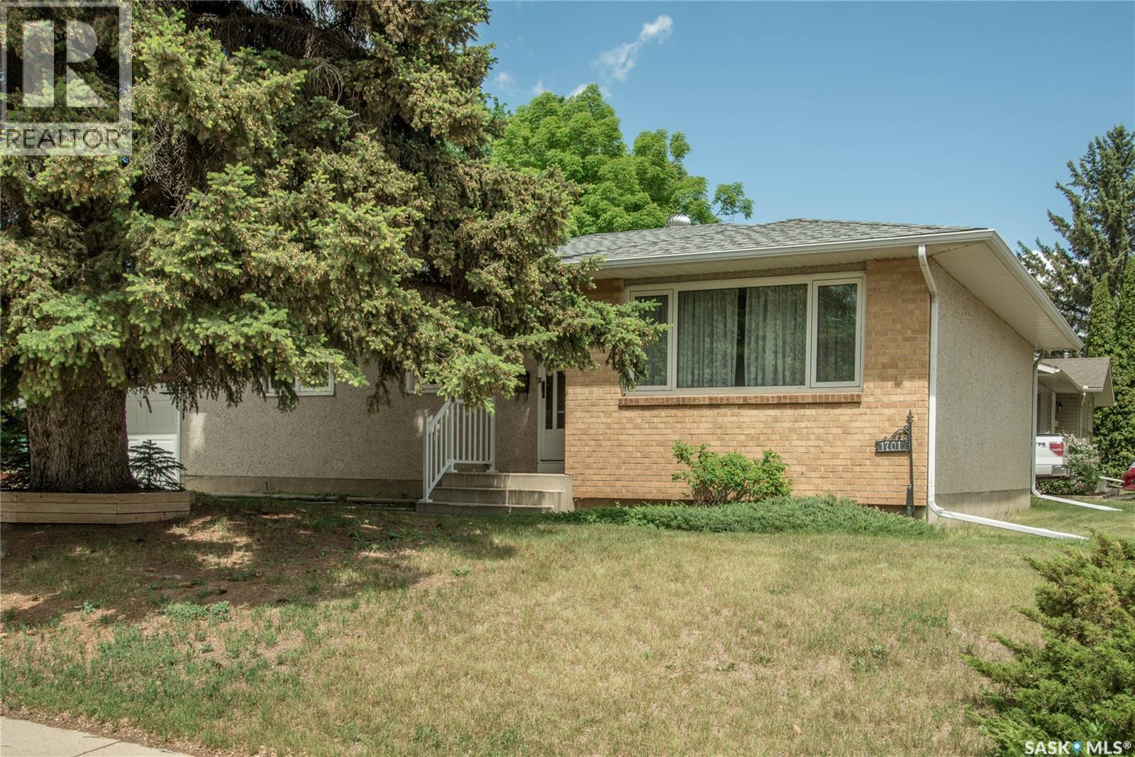 1701 Prince of Wales AVENUE, Saskatoon, Saskatchewan