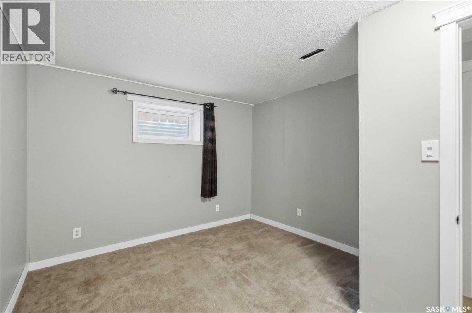 483 Wakabayashi Crescent, Saskatoon, Saskatchewan  S7K 7M6 - Photo 26 - SK039880