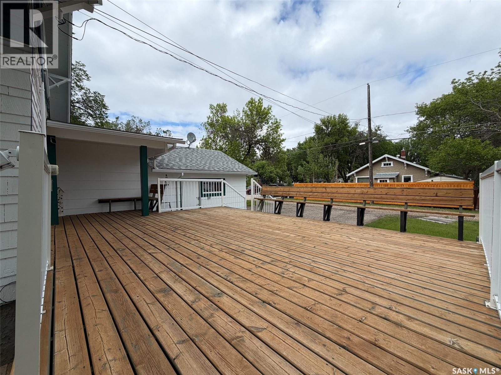 692 2nd Street E, Shaunavon, Saskatchewan  S0N 2M0 - Photo 44 - SK039852