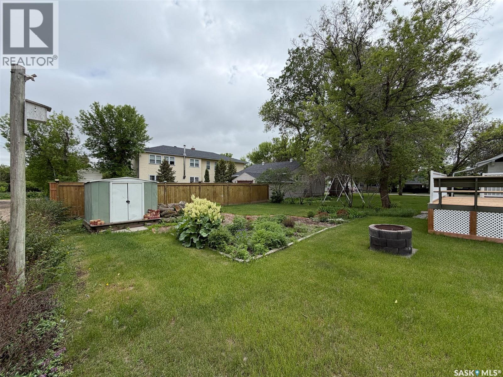 692 2nd Street E, Shaunavon, Saskatchewan  S0N 2M0 - Photo 46 - SK039852