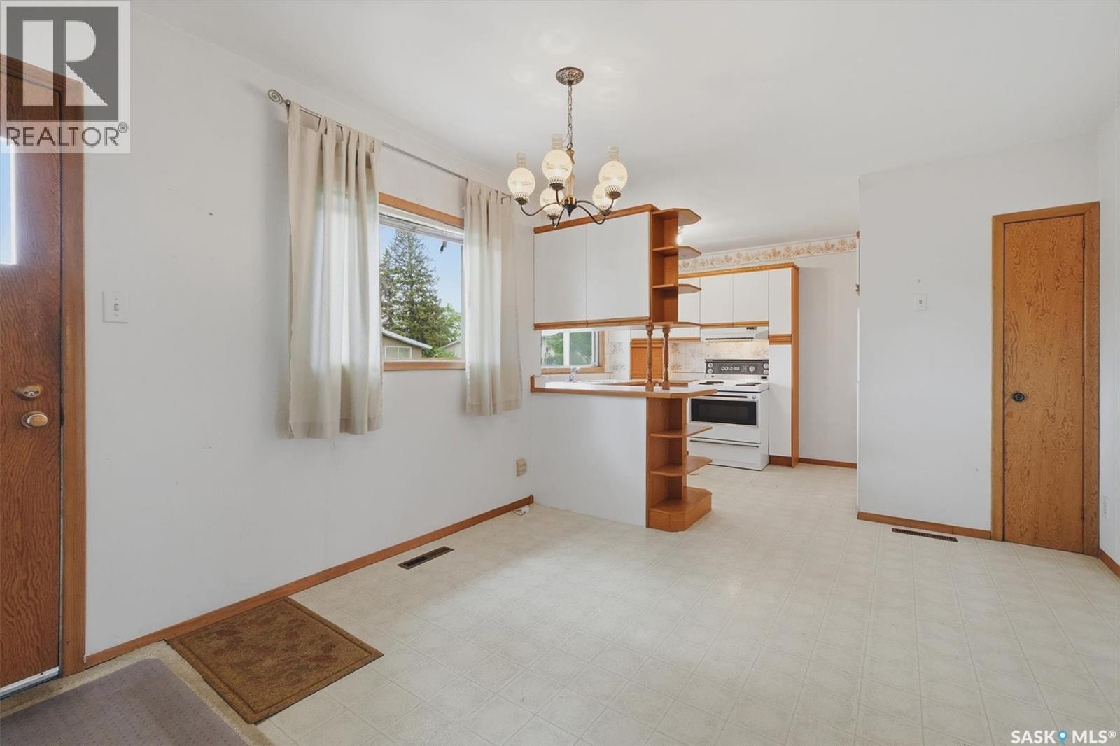99 Howell Avenue, Saskatoon, Saskatchewan  S7L 3S9 - Photo 6 - SK039780