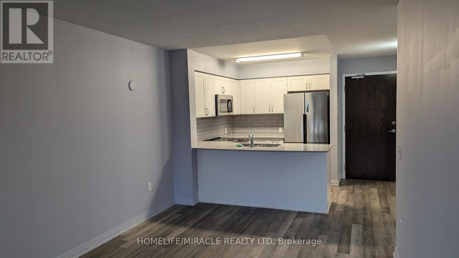 108 - 40 Via Rosedale Way, Brampton, Ontario  L6R 4W4 - Photo 8 - W13274558