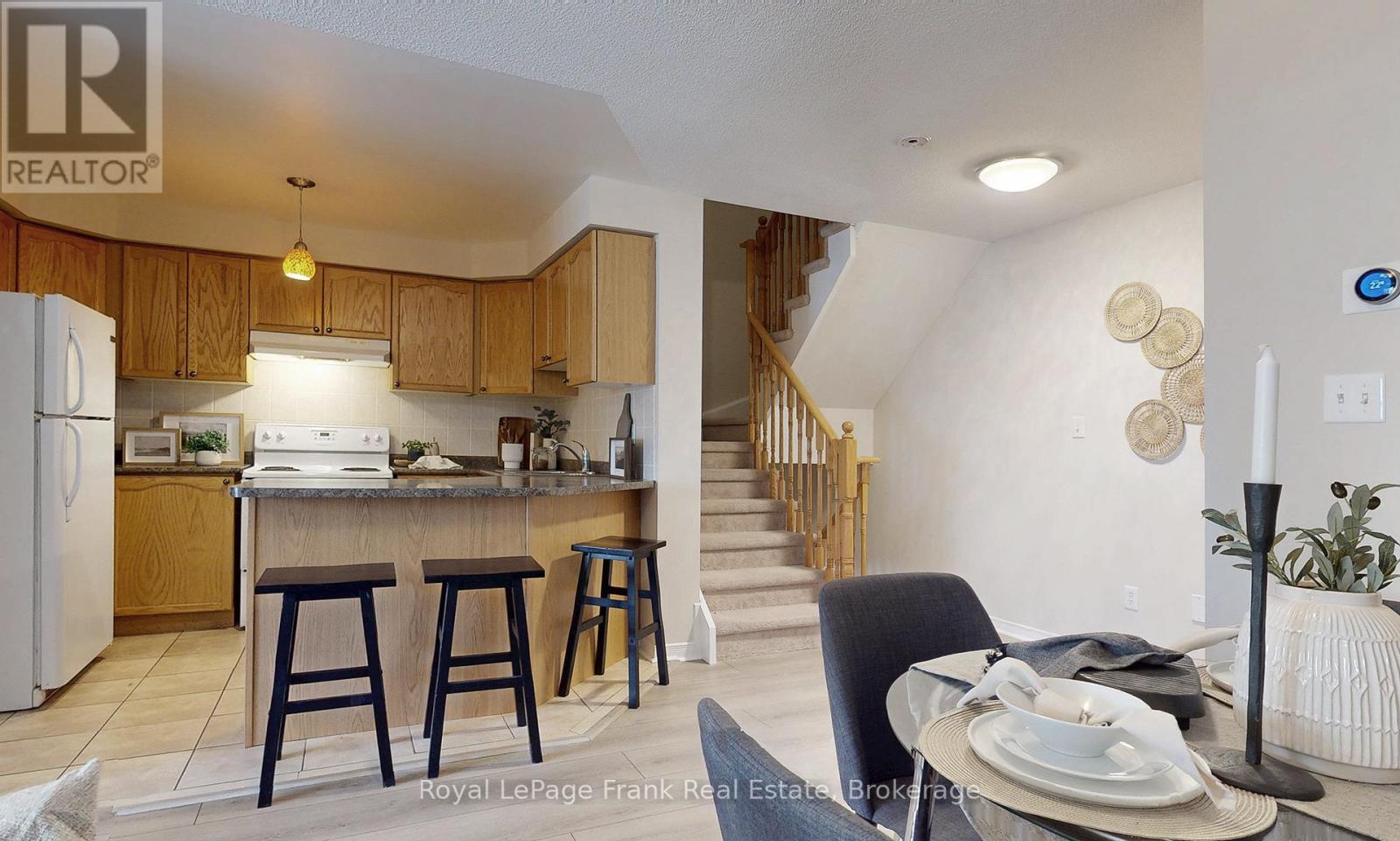 20 Cullcastle Street, Ajax, Ontario L1S 0A9 - Photo 5 - E13419480