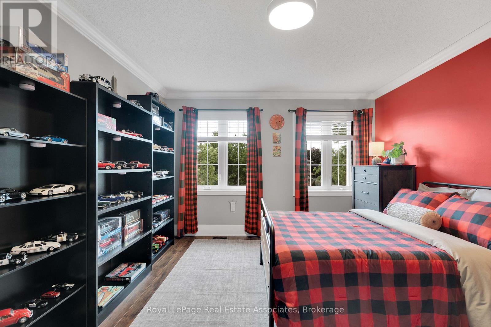 34 Standish Street, Halton Hills, Ontario  L7G 5V7 - Photo 20 - W13459888