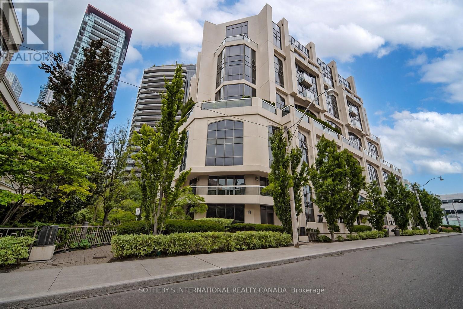 207 - 3 MCALPINE STREET, Toronto, Ontario