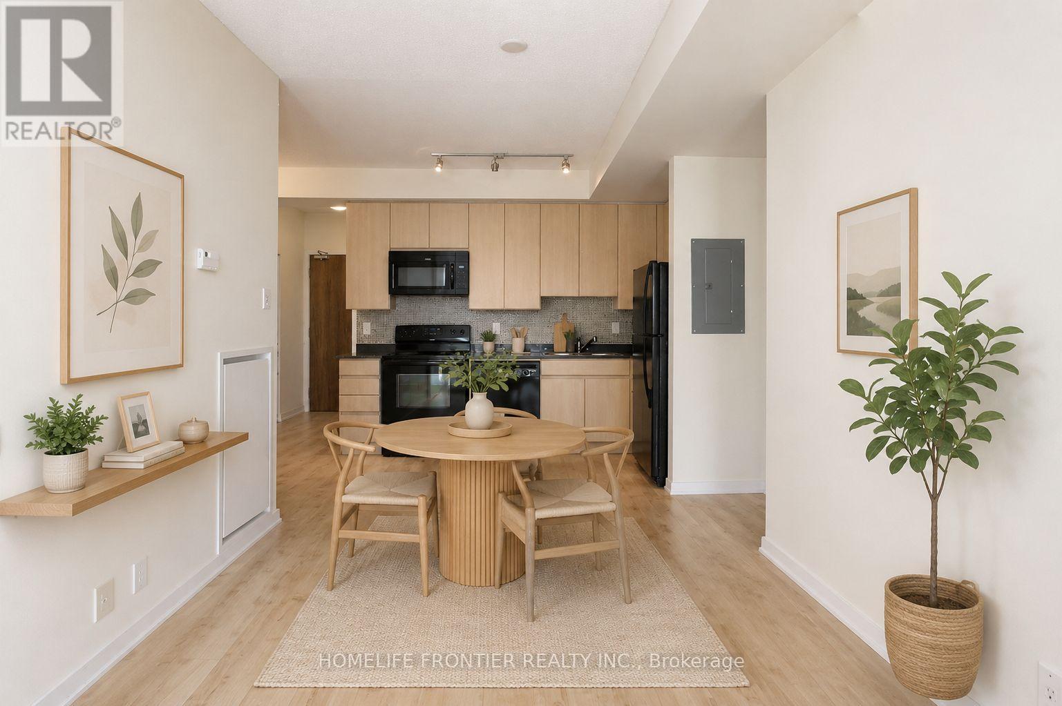703 - 30 Canterbury Place, Toronto, Ontario  M2N 0B9 - Photo 3 - C13461086