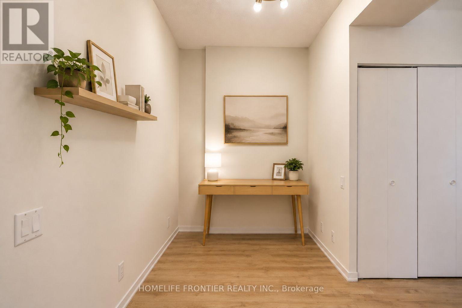 703 - 30 Canterbury Place, Toronto, Ontario  M2N 0B9 - Photo 6 - C13461086