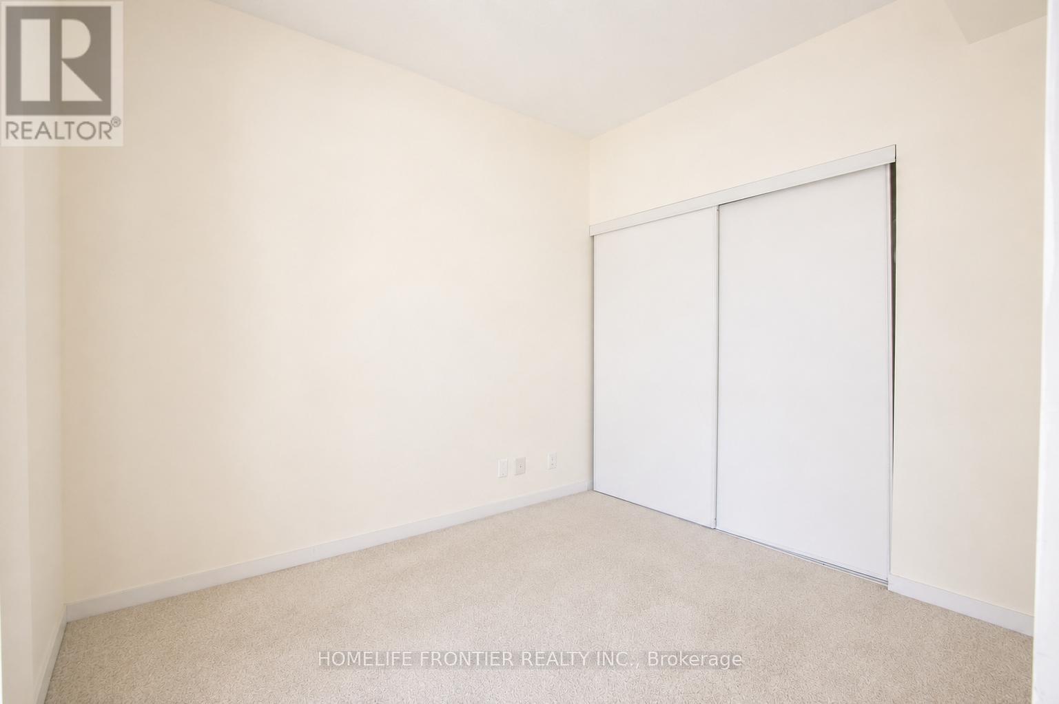 703 - 30 Canterbury Place, Toronto, Ontario  M2N 0B9 - Photo 9 - C13461086