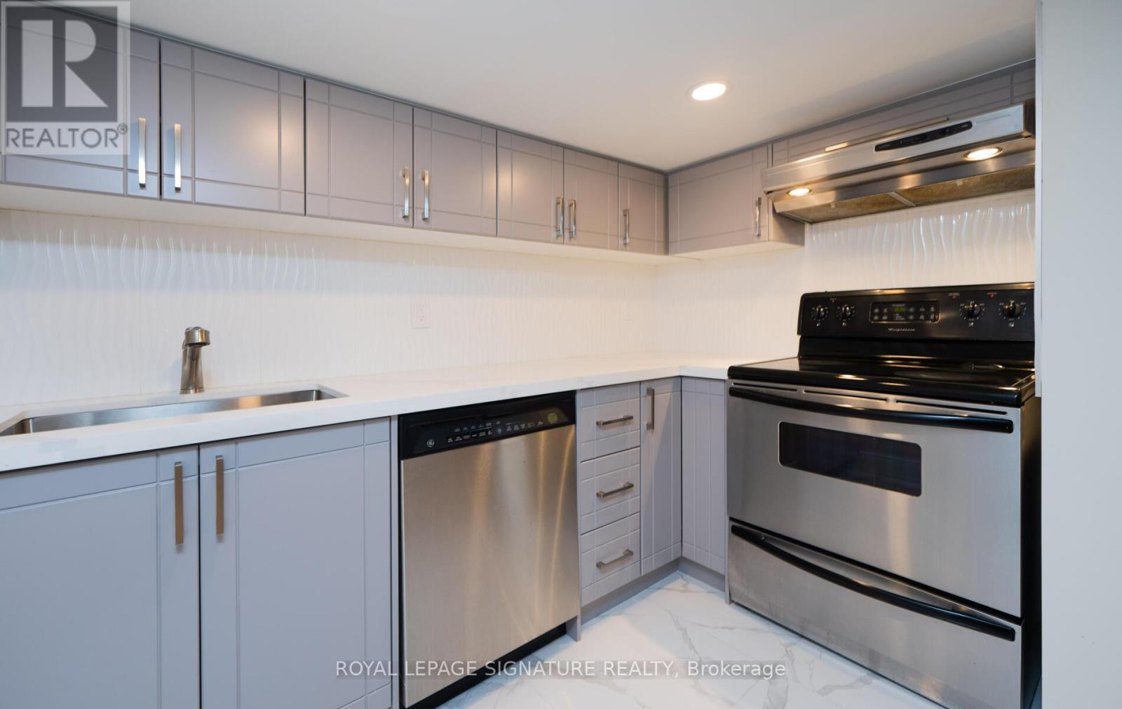 BSMT - 263 HOUNSLOW AVENUE, Toronto, Ontario