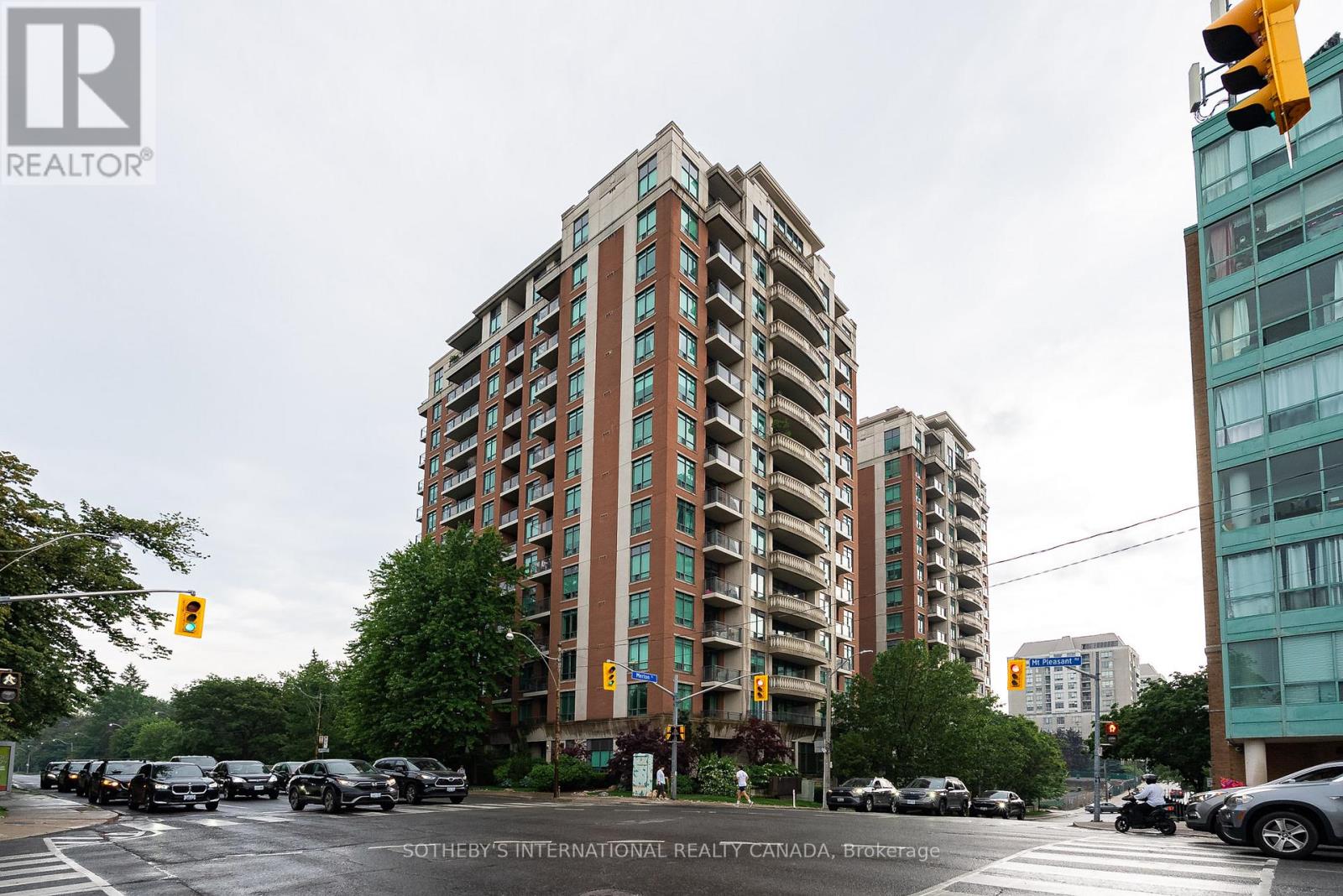 809 - 319 MERTON STREET, Toronto, Ontario
