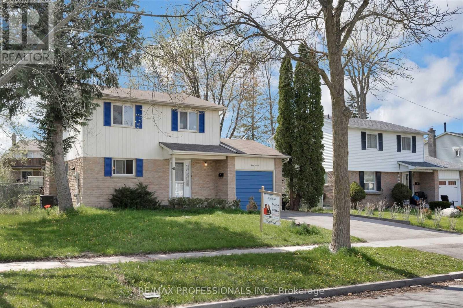 47 Wishford Drive, Toronto, Ontario  M1B 2T2 - Photo 2 - E13461358