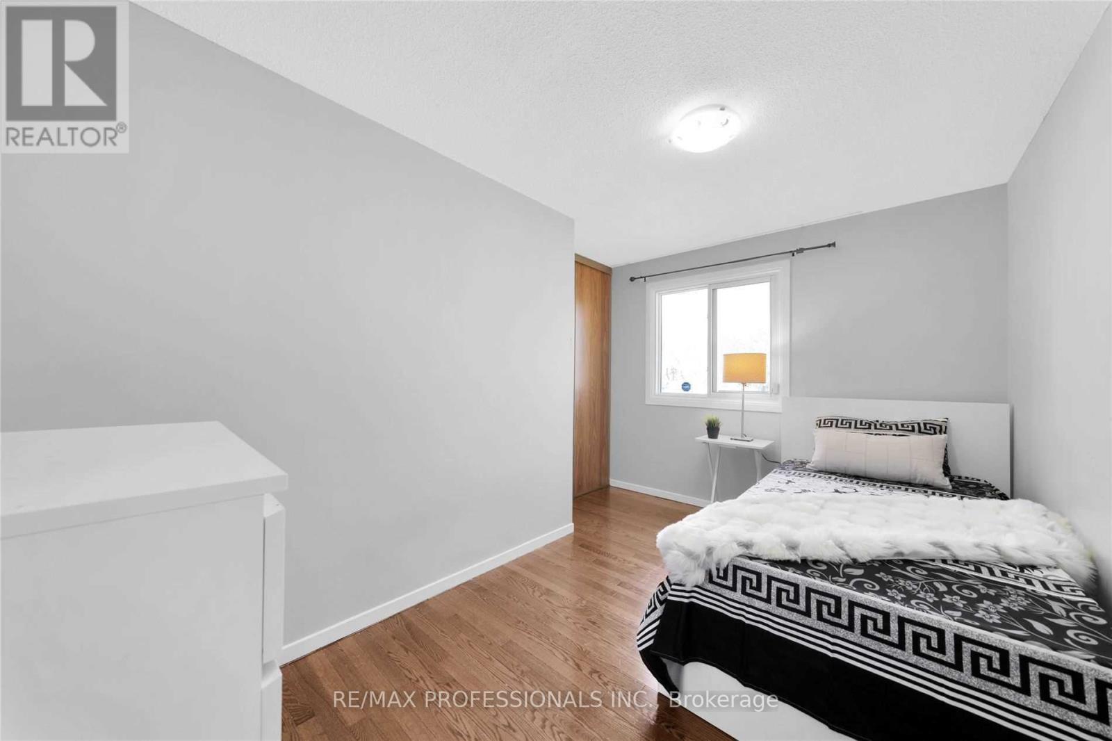 47 Wishford Drive, Toronto, Ontario  M1B 2T2 - Photo 23 - E13461358