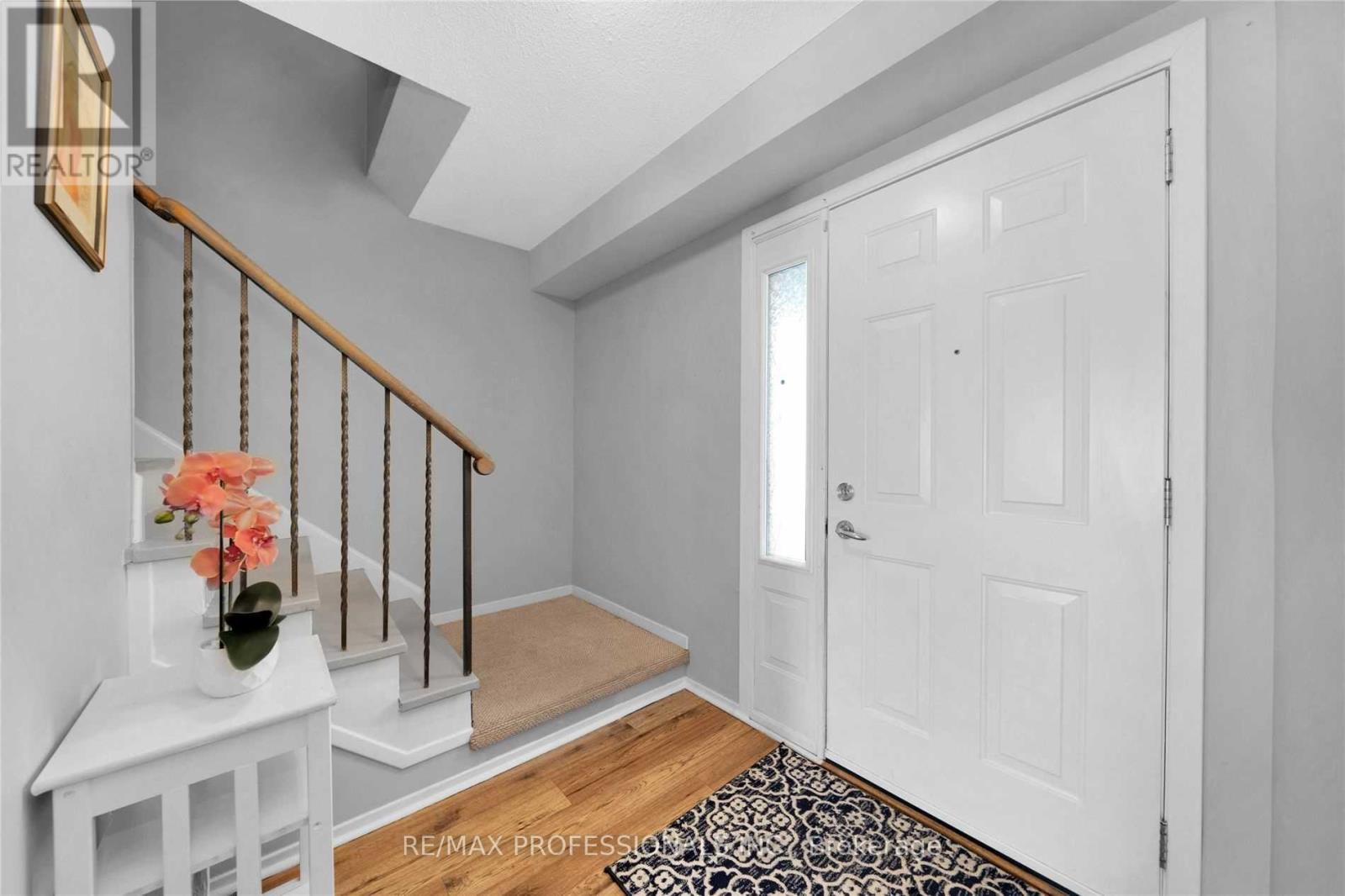 47 Wishford Drive, Toronto, Ontario  M1B 2T2 - Photo 6 - E13461358