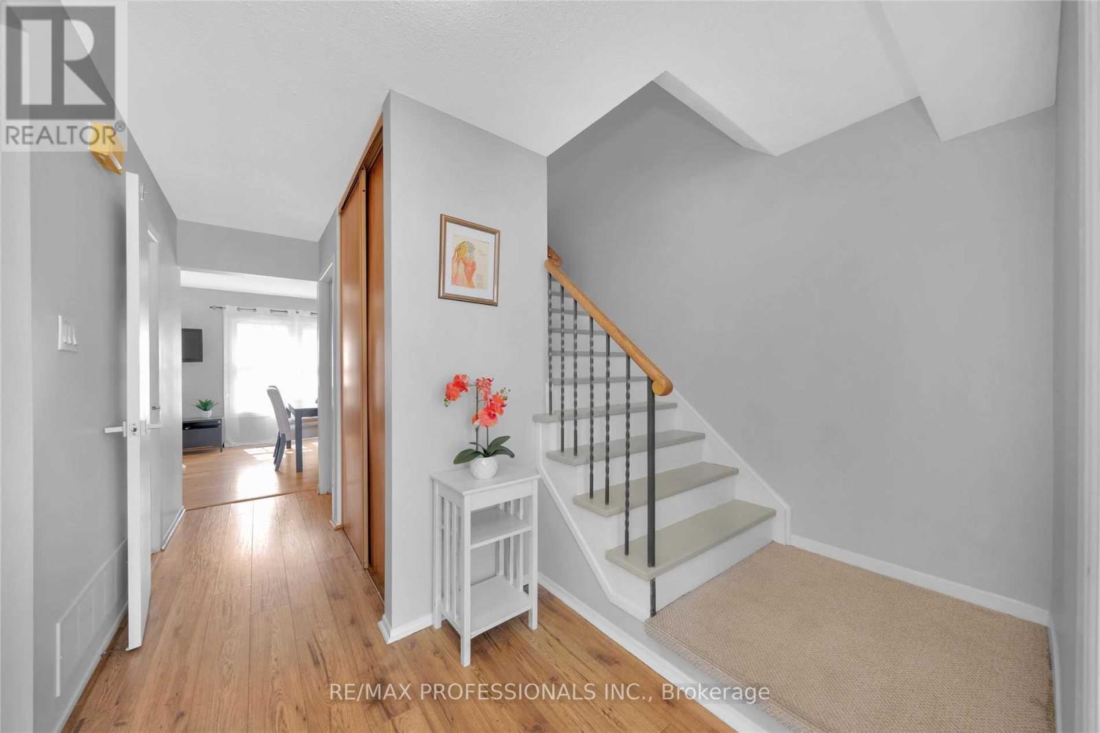 47 Wishford Drive, Toronto, Ontario  M1B 2T2 - Photo 7 - E13461358
