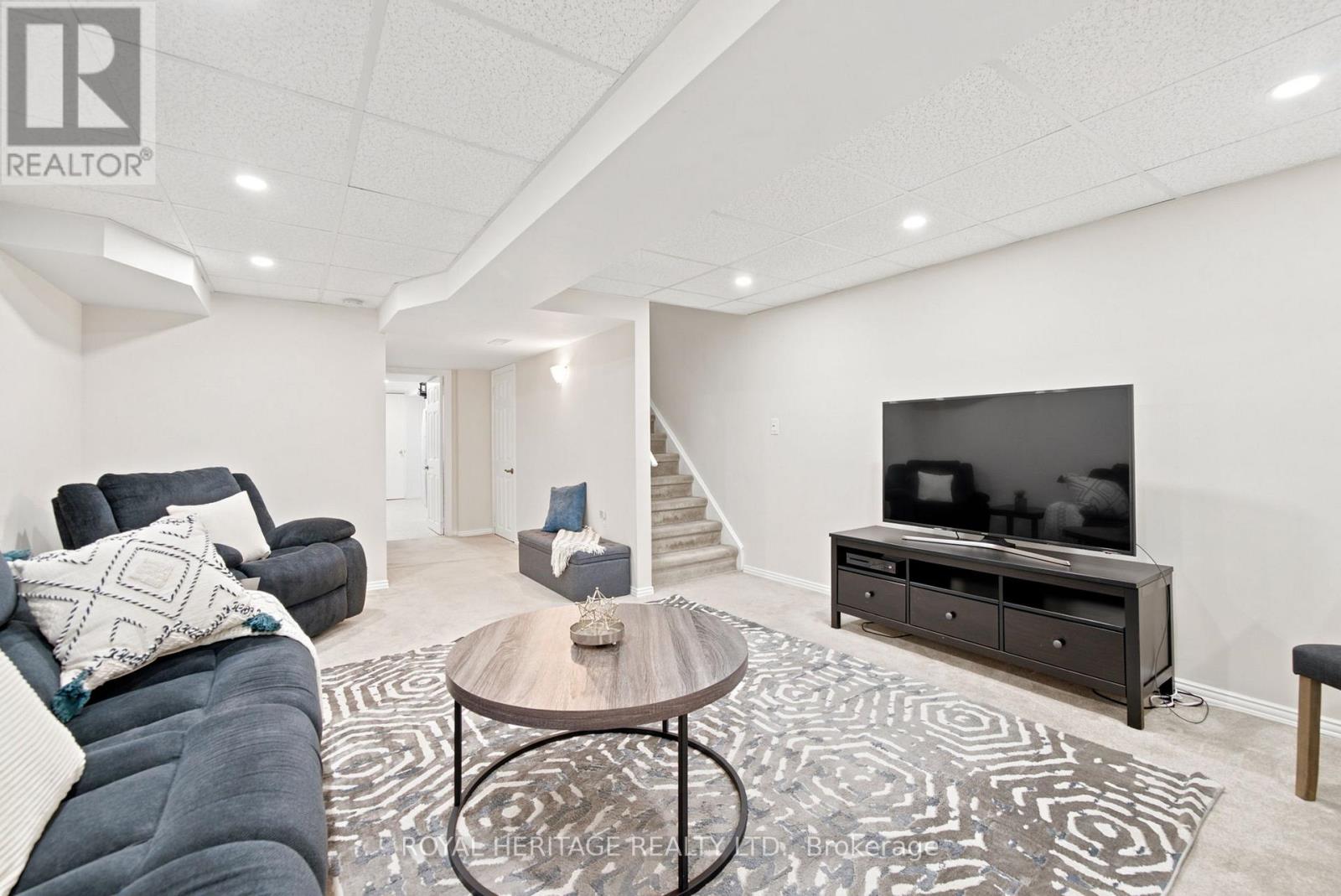39 Neill Avenue, Whitby, Ontario  L1R 3N4 - Photo 17 - E13461386