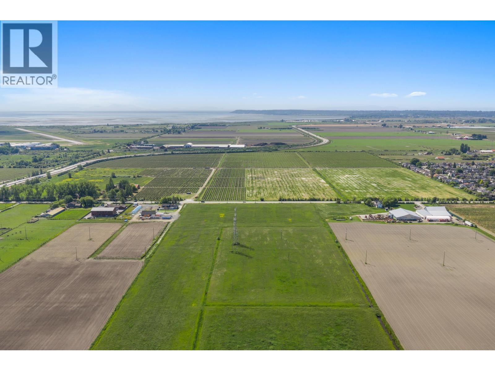 6988 LADNER TRUNK ROAD, delta, British Columbia