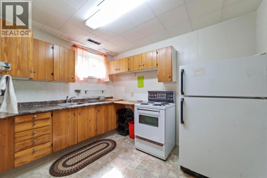 4709 46 Street, Camrose, Alberta  T4V 1G5 - Photo 18 - A2322194