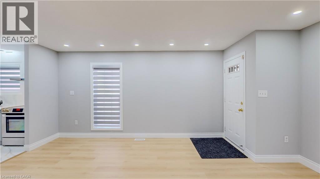 133 Wake Robin Drive, Kitchener, Ontario  N2E 3L6 - Photo 10 - 40840876