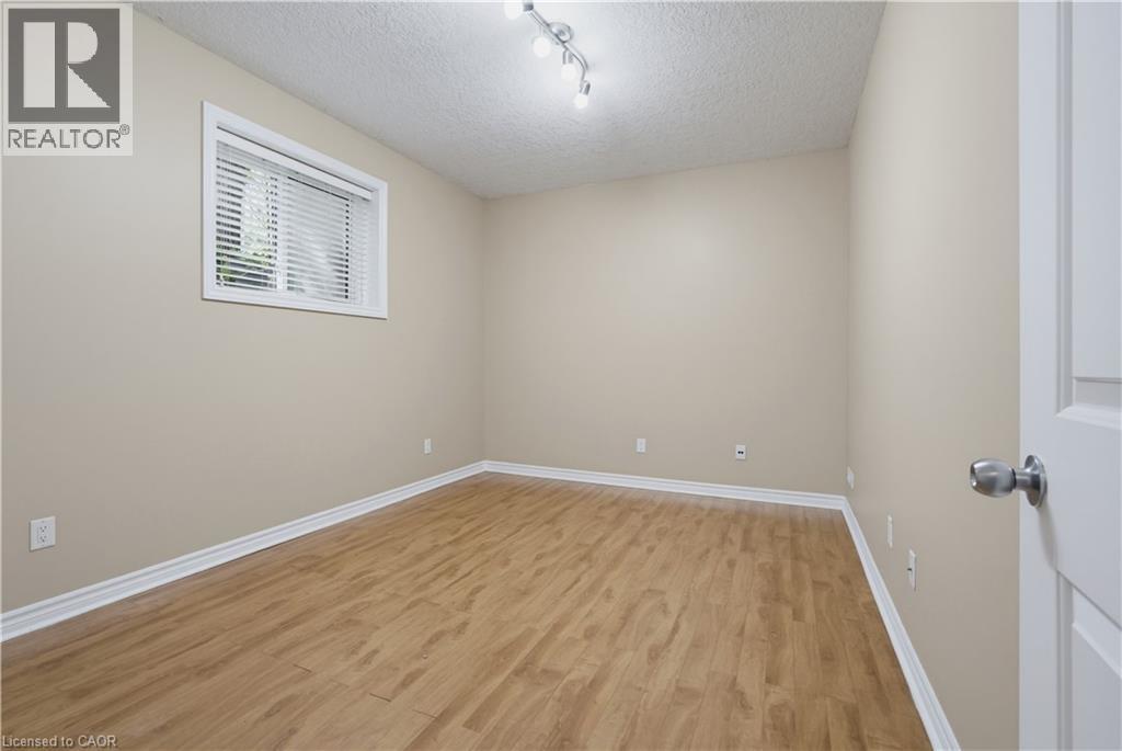 20 BRITANNIA Avenue Unit# B - Photo 12