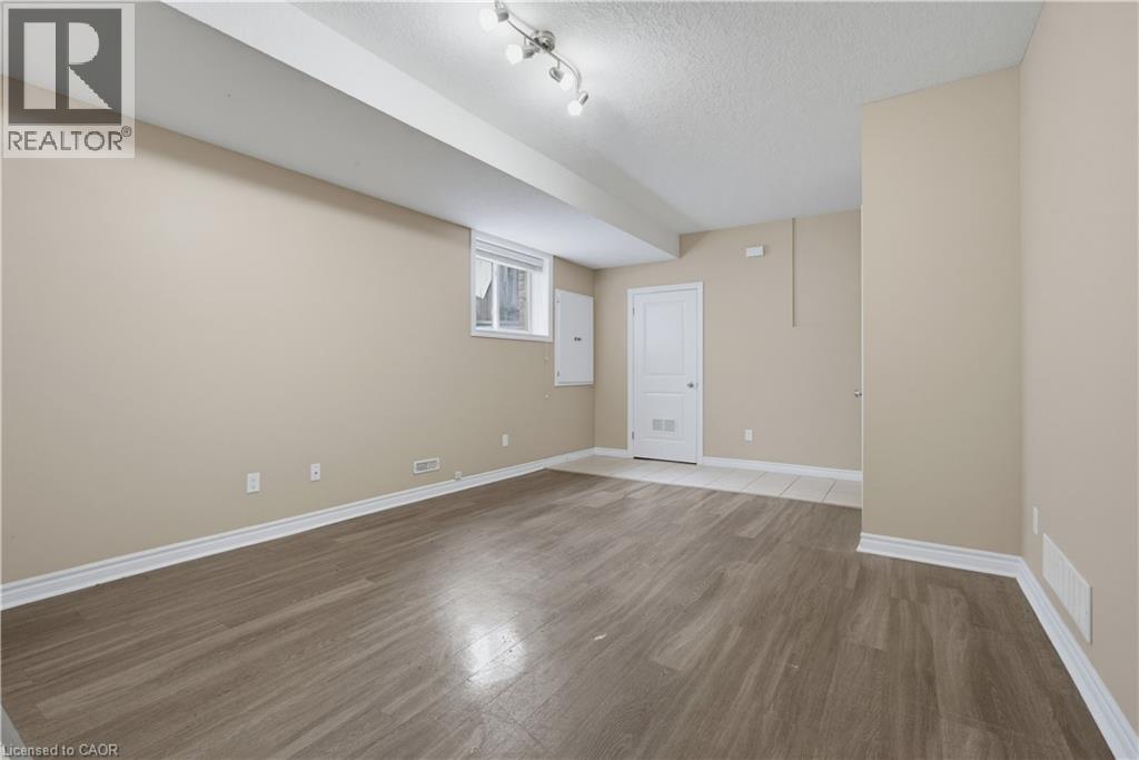 20 BRITANNIA Avenue Unit# B - Photo 5