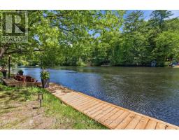 1074 HOLIDAY PARK DRIVE, Bracebridge, Ontario