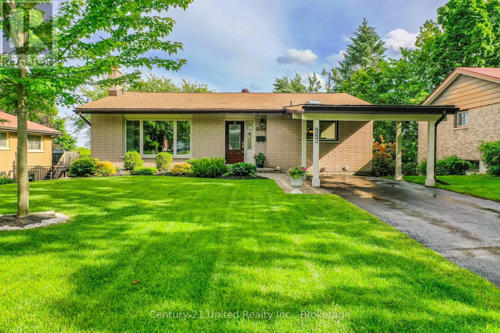 963 ELLESMERE AVENUE, Peterborough, Ontario