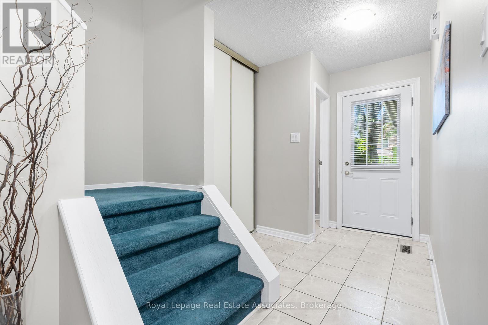 34 - 2766 Folkway Drive, Mississauga, Ontario  L5L 3M3 - Photo 4 - W13424804