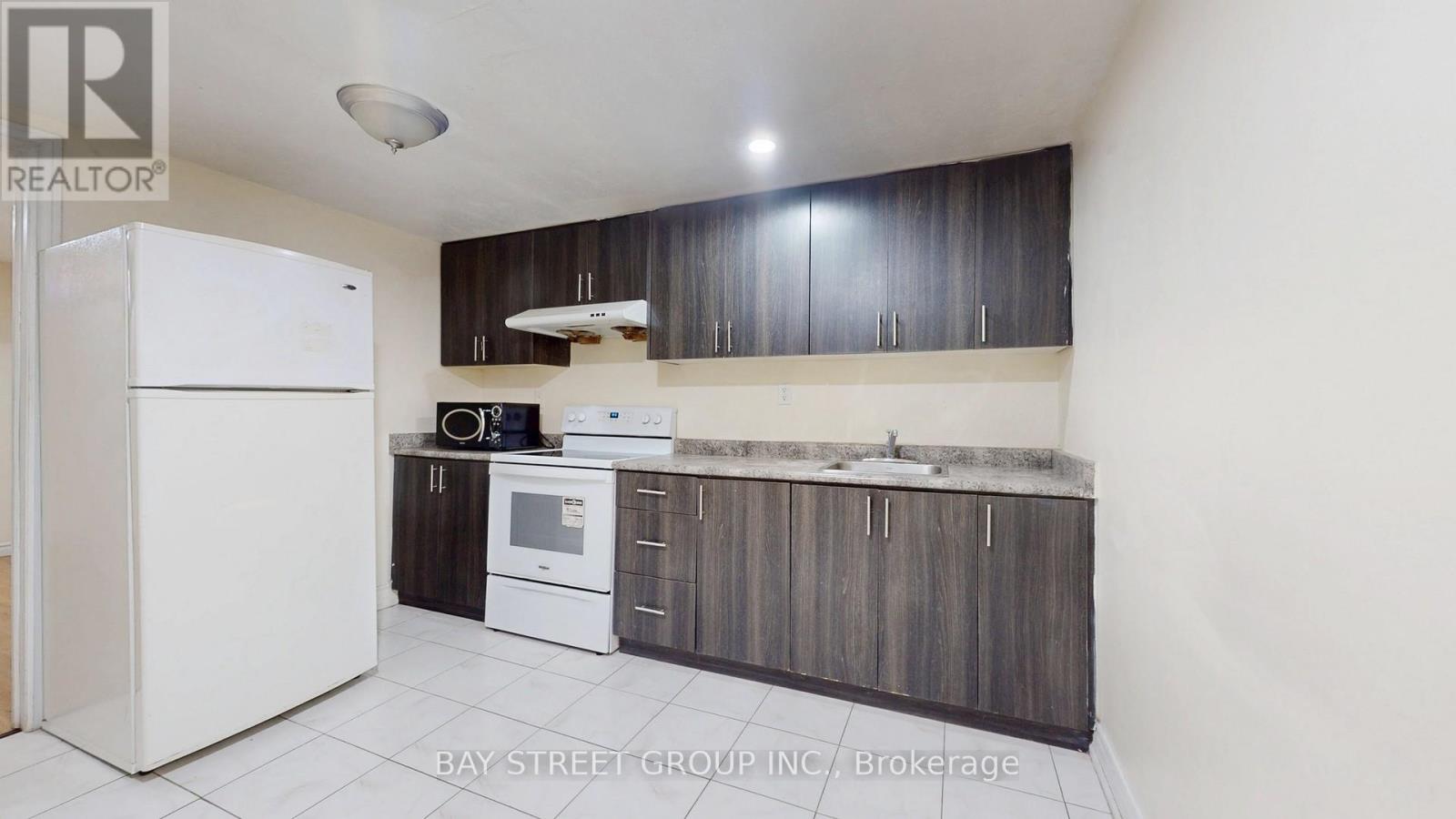 49 Pepperell Crescent, Markham (Milliken Mills West), Ontario  L3R 3G9 - Photo 3 - N13461204