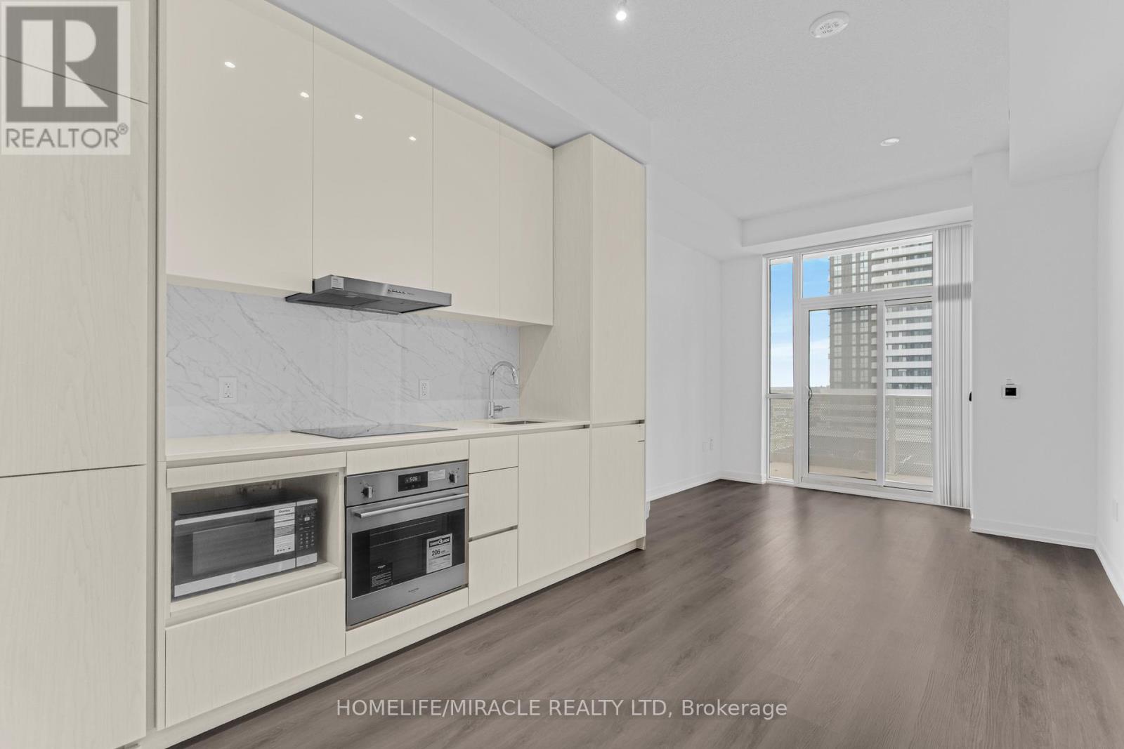 702 - 28 Interchange Way, Vaughan, Ontario  L4K 0P8 - Photo 10 - N13461242