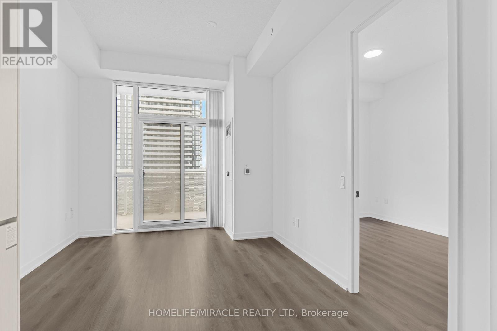 702 - 28 Interchange Way, Vaughan, Ontario  L4K 0P8 - Photo 16 - N13461242