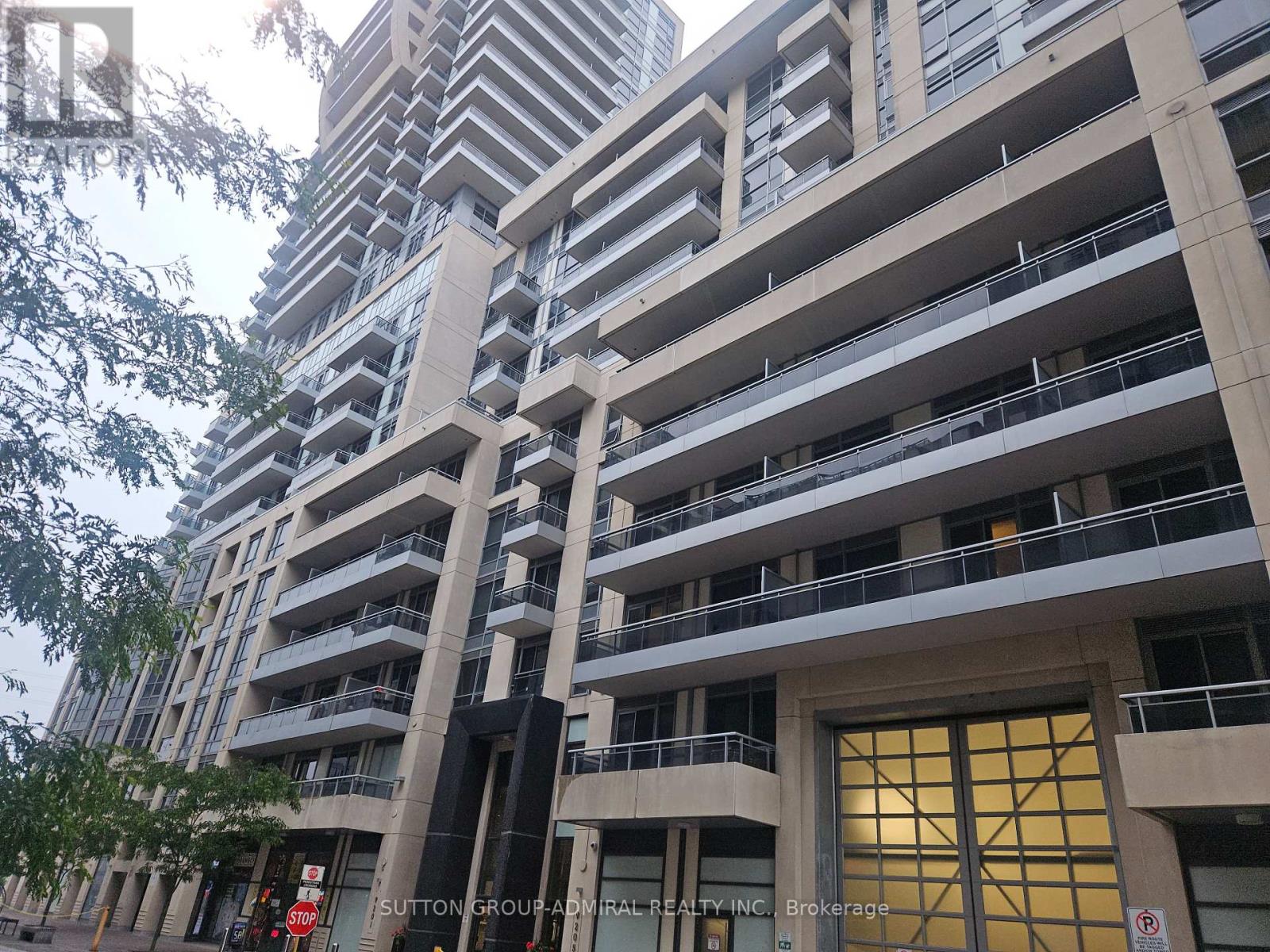 1709 - 9205 YONGE STREET, Richmond Hill, Ontario