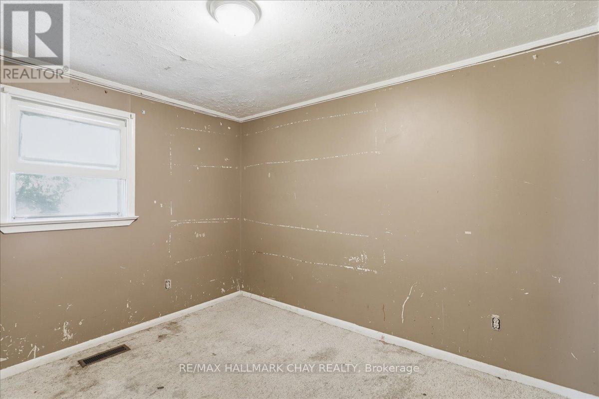 992 Ewart Street, Innisfil, Ontario  L0L 1C0 - Photo 13 - N13461384