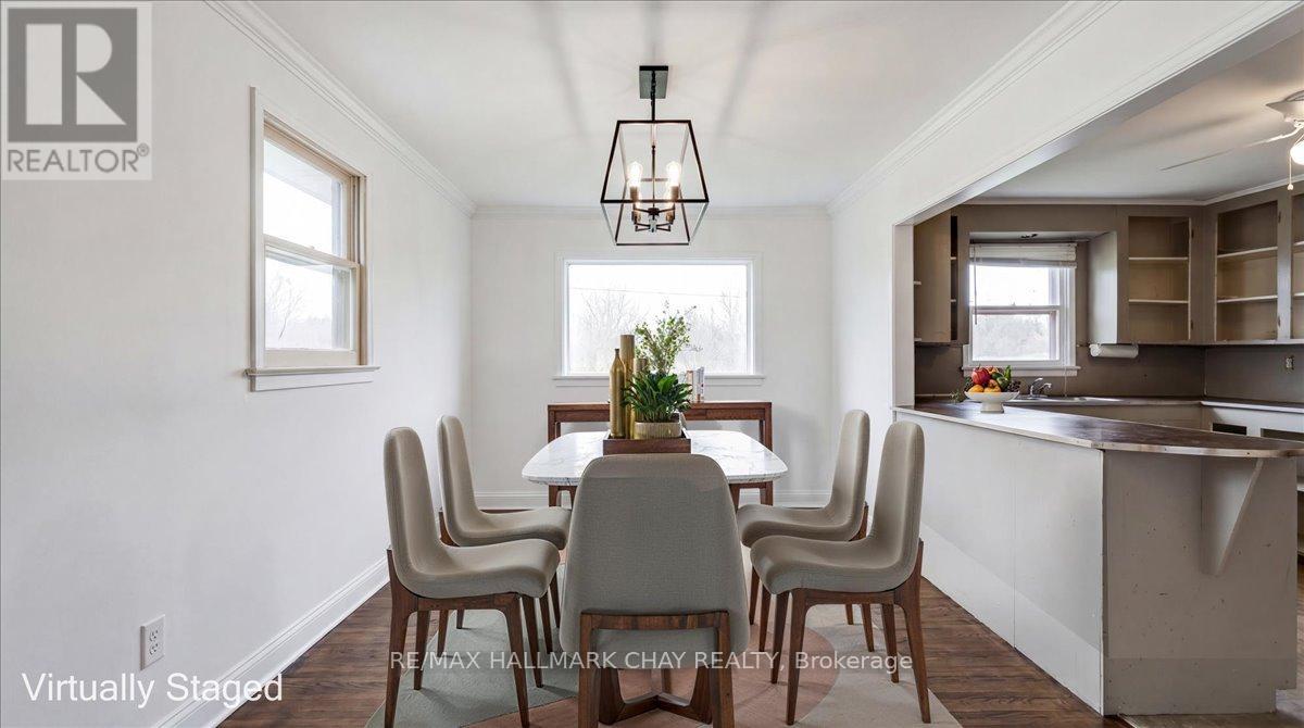 992 Ewart Street, Innisfil, Ontario  L0L 1C0 - Photo 5 - N13461384