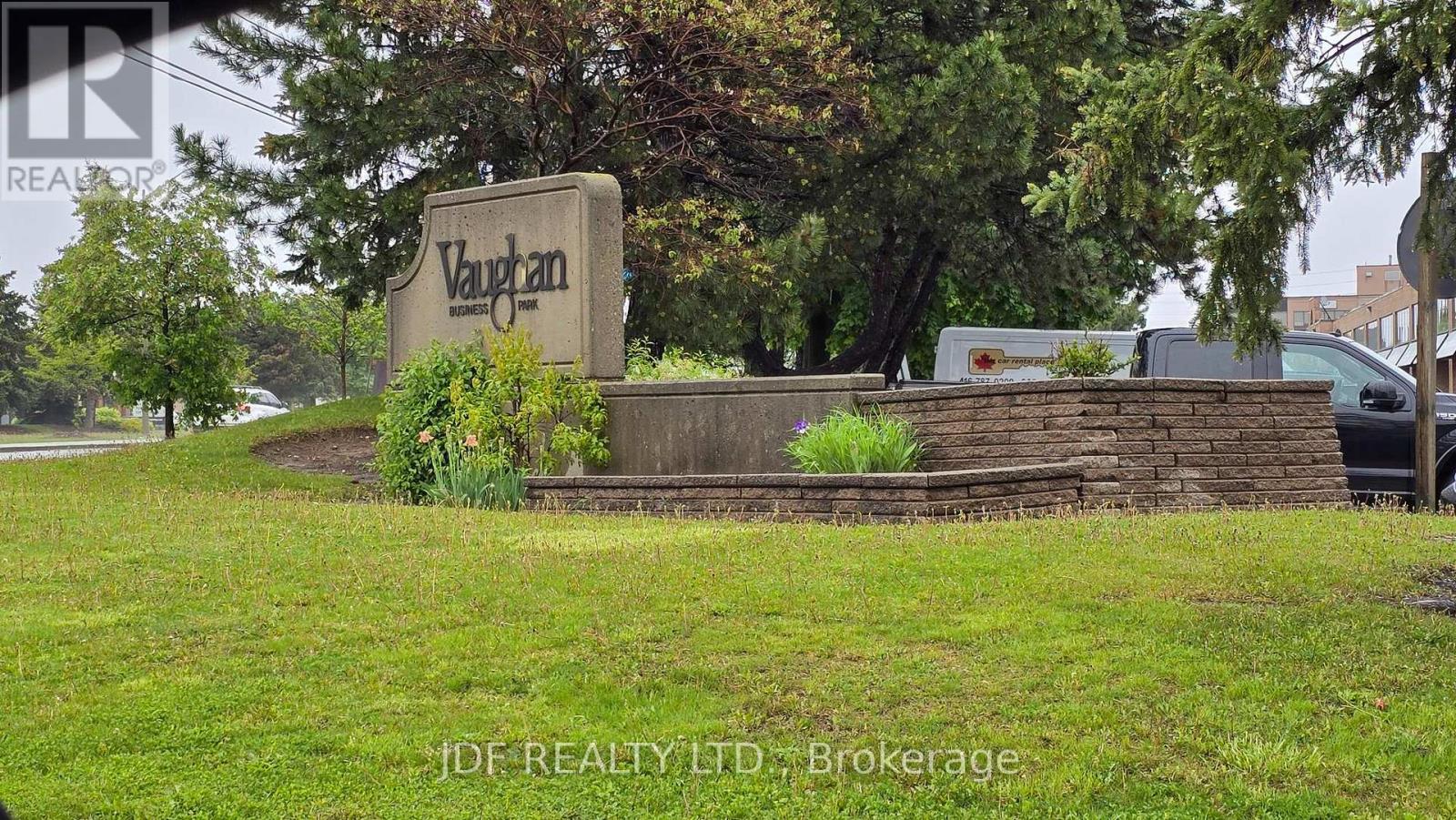 15 - 665 Millway Avenue, Vaughan, Ontario  L4K 3T8 - Photo 2 - N13461390