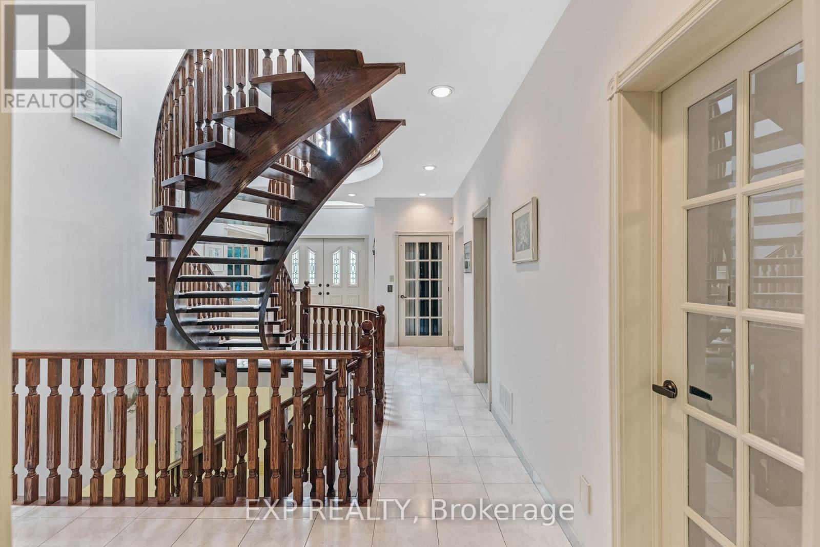 99 Birch Avenue, Richmond Hill, Ontario  L4C 6C5 - Photo 11 - N13461416