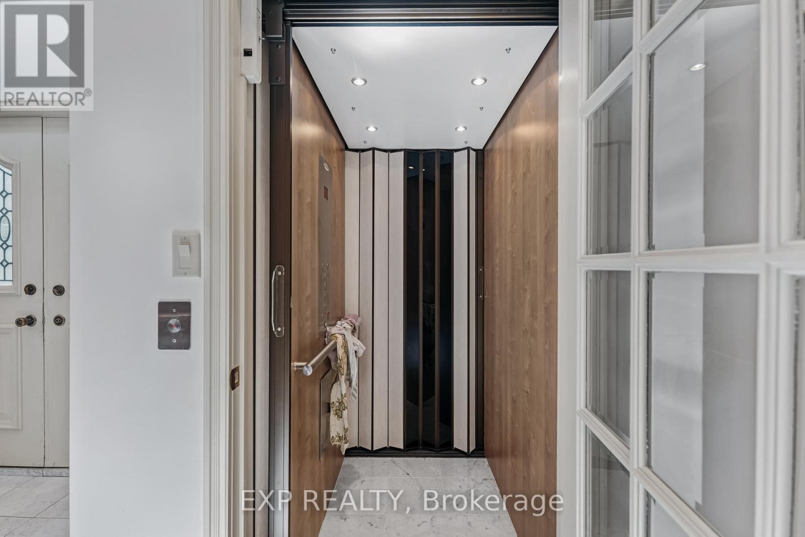 99 Birch Avenue, Richmond Hill, Ontario  L4C 6C5 - Photo 14 - N13461416