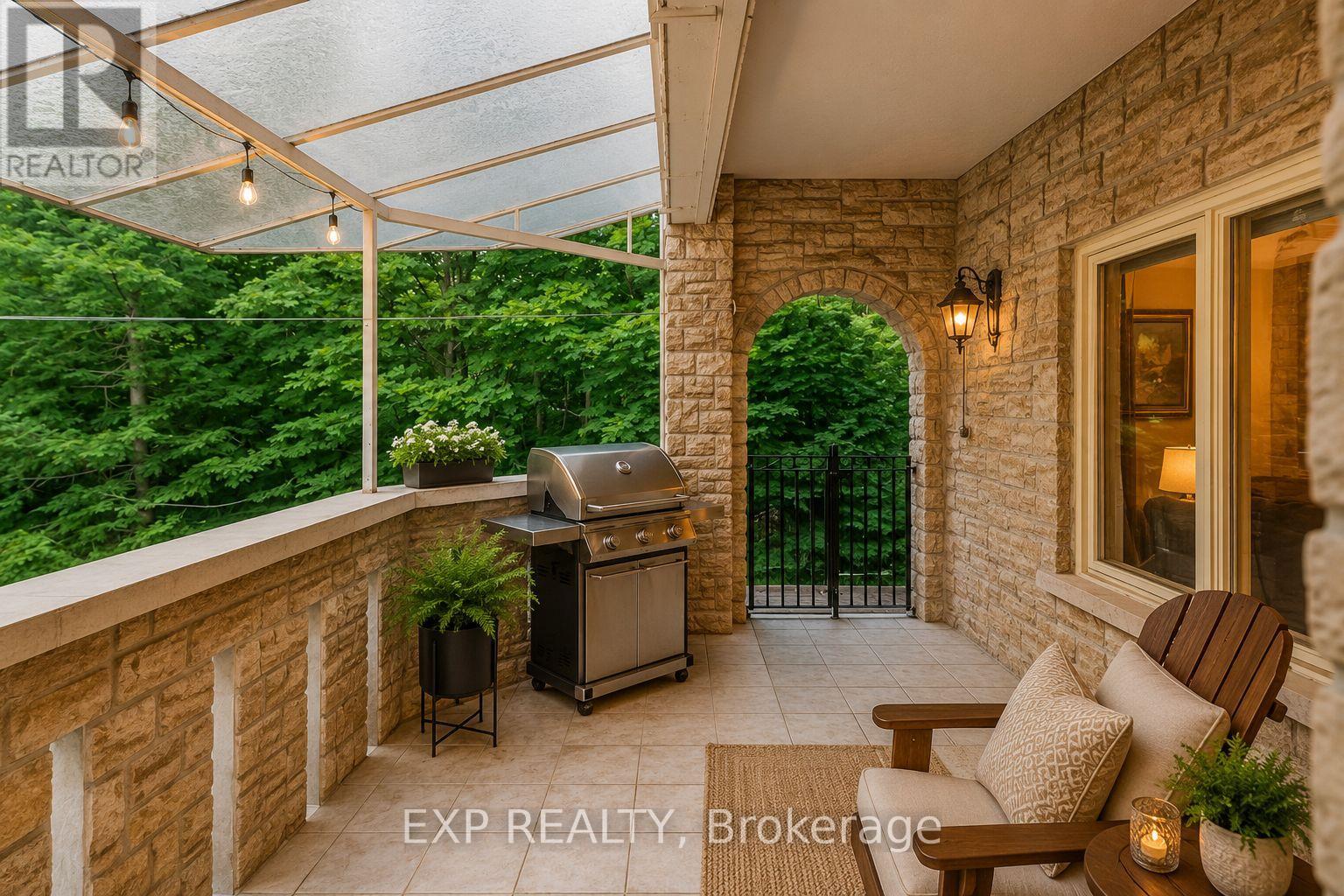 99 Birch Avenue, Richmond Hill, Ontario  L4C 6C5 - Photo 9 - N13461416