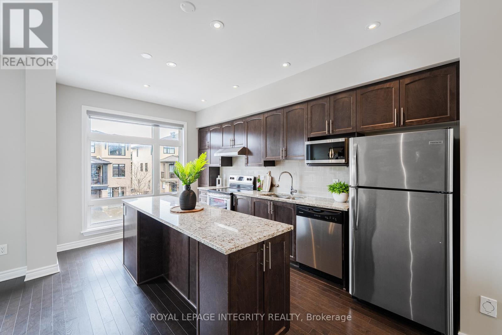 106 Wild Senna Way, Ottawa, Ontario  K2J 5Z7 - Photo 9 - X12894898