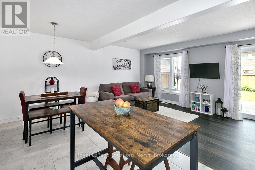 38 Plewes Drive, Collingwood, Ontario  L9Y 3B7 - Photo 11 - S13461584