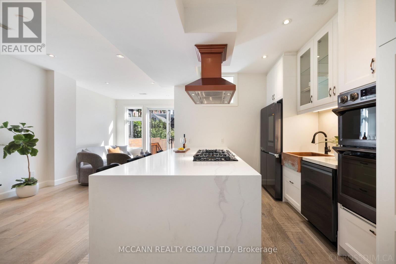 Main, 2nd And Third - 217 Pearson Avenue, Toronto, Ontario  M6R 1G6 - Photo 17 - W13461010