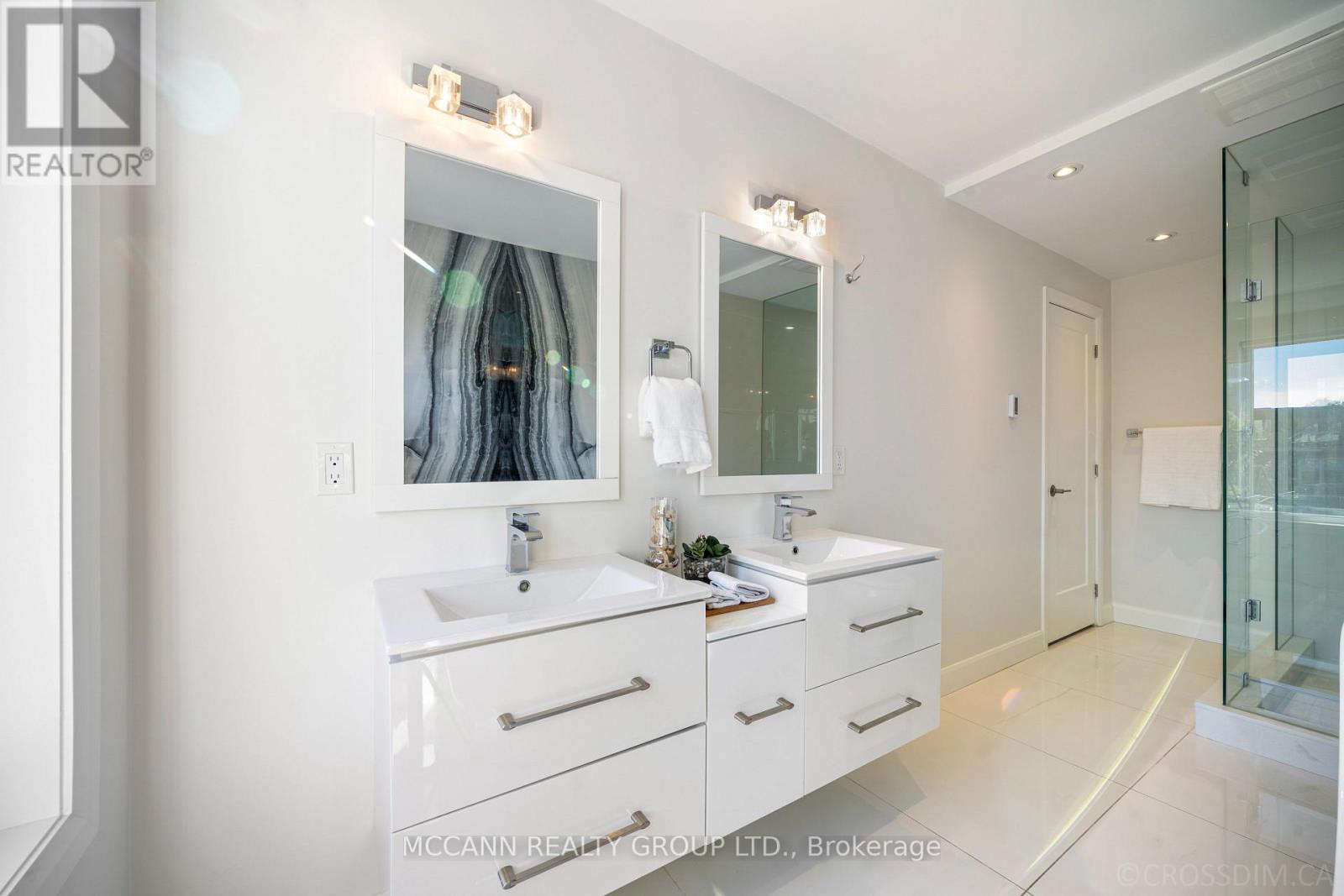 Main, 2nd And Third - 217 Pearson Avenue, Toronto, Ontario  M6R 1G6 - Photo 29 - W13461010