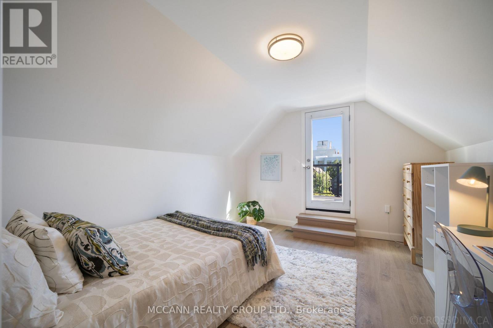 Main, 2nd And Third - 217 Pearson Avenue, Toronto, Ontario  M6R 1G6 - Photo 39 - W13461010