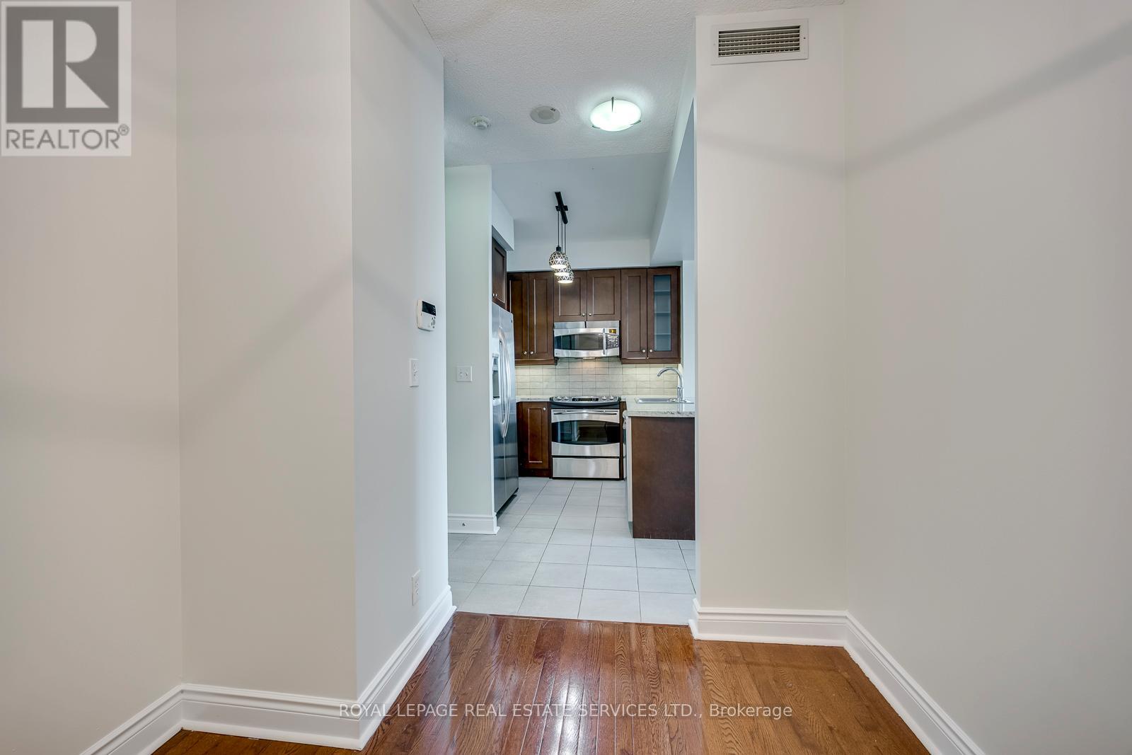701 - 1900 Lake Shore Boulevard W, Toronto, Ontario  M6S 1A4 - Photo 21 - W13461012