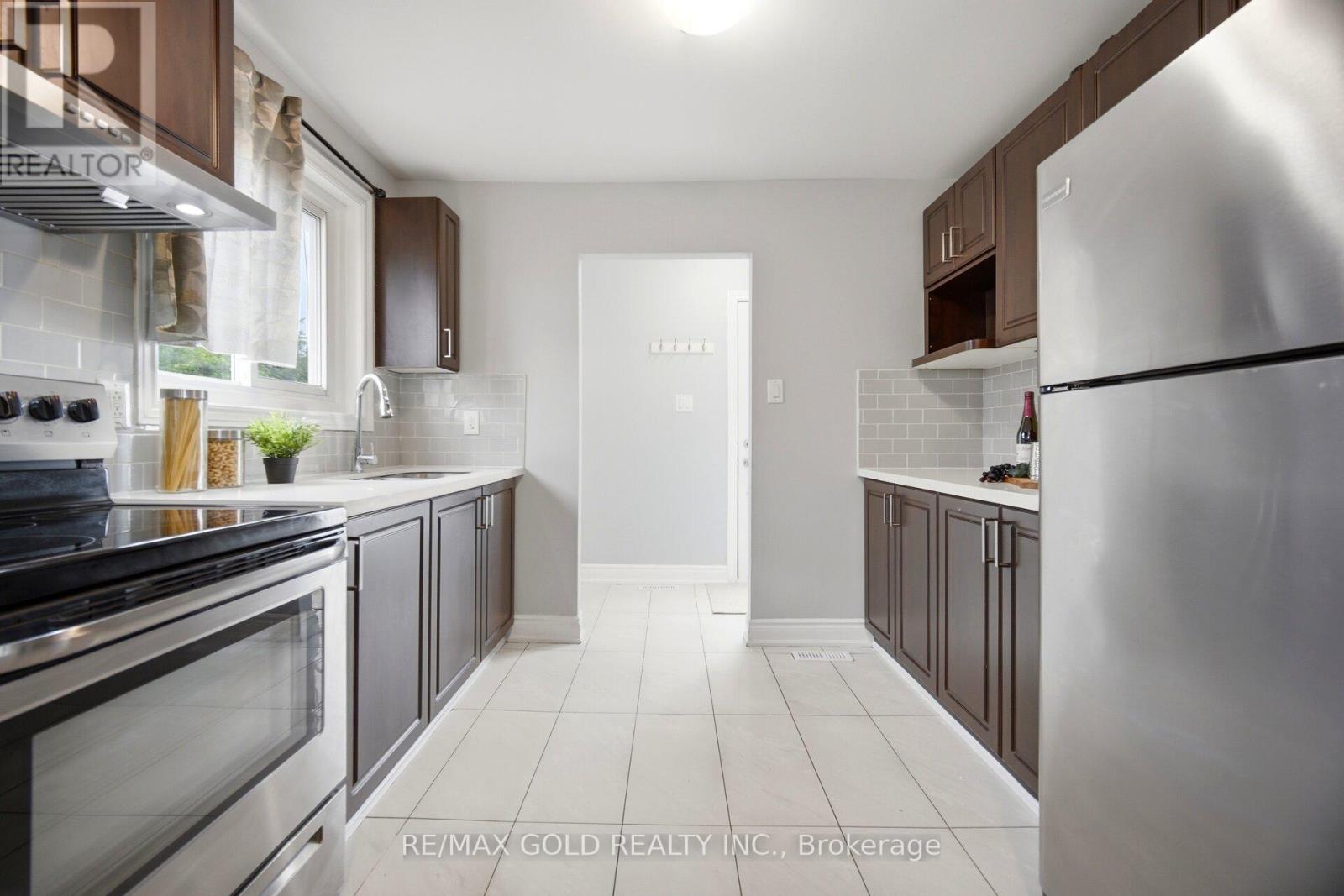 47 Fallingdale Crescent, Brampton, Ontario  L6T 3J5 - Photo 18 - W13461020