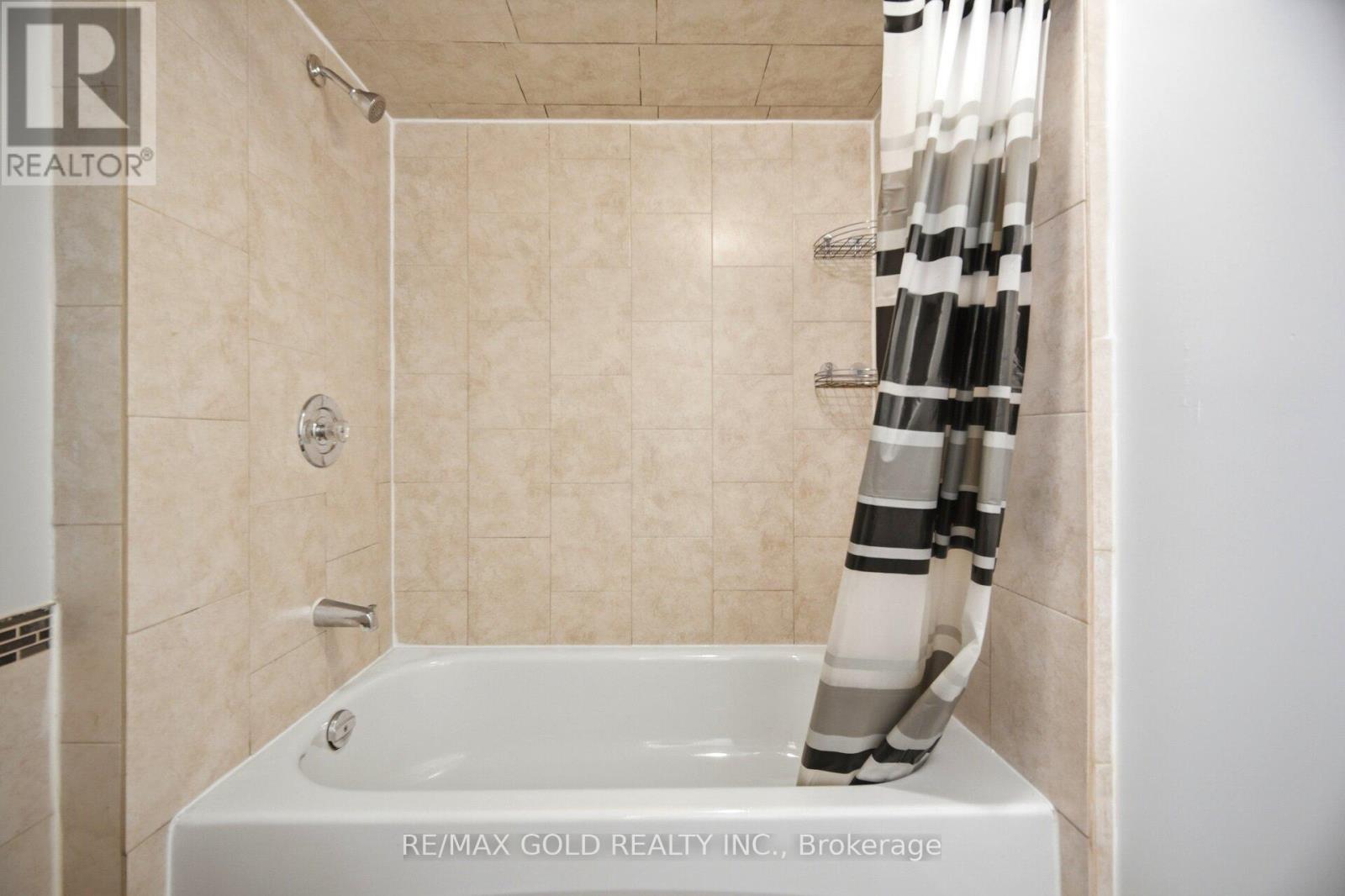 47 Fallingdale Crescent, Brampton, Ontario  L6T 3J5 - Photo 43 - W13461020